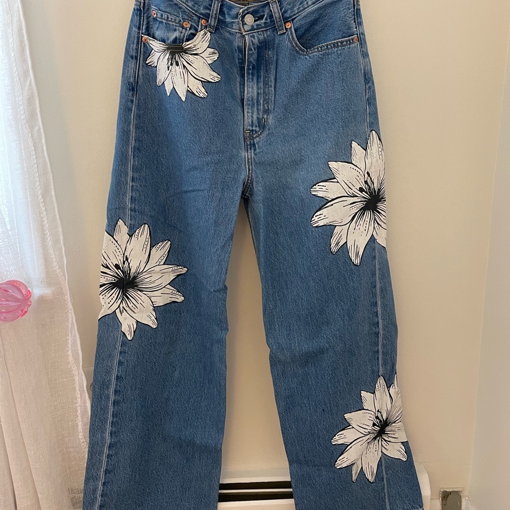 Levi Flower Jeans
